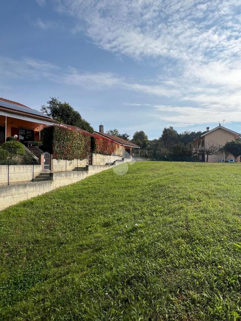 Terreno edificabile Via broglia, Mombello di Torino - foto 2