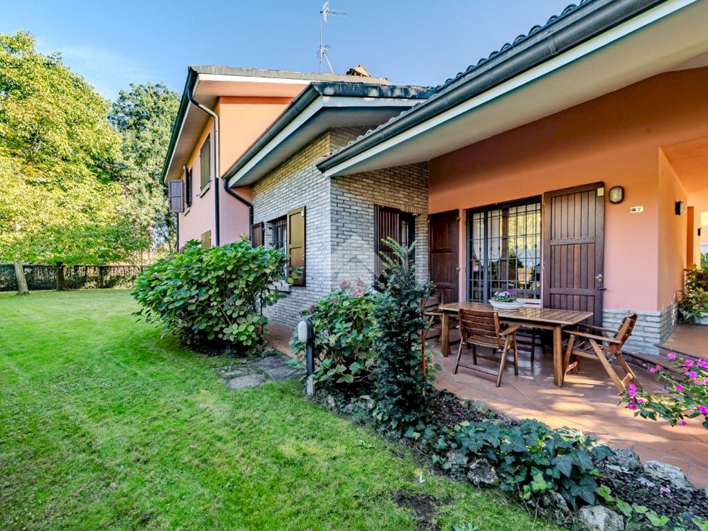 Villa Via Fonte Acqua Chiara, Reggio nell'Emilia - photo 1