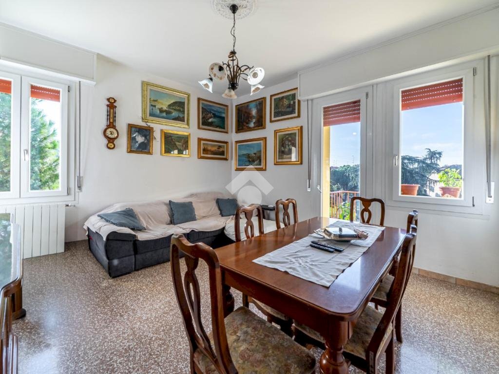 Apartment Via Bismantova, Reggio nell'Emilia - photo 1