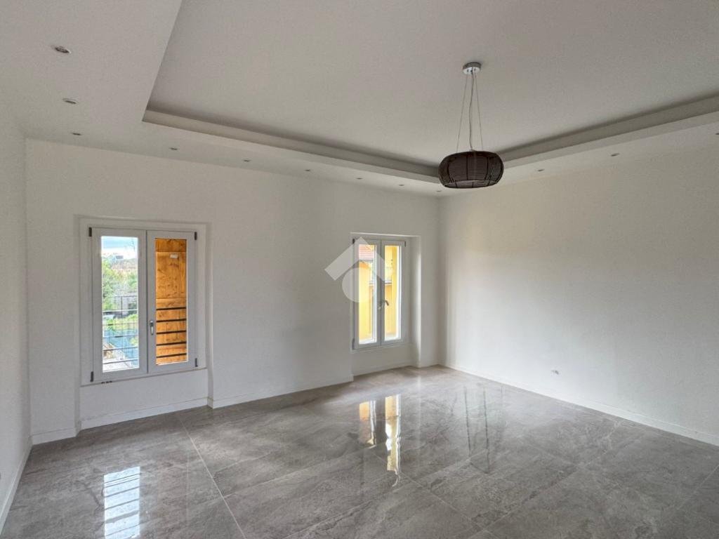 Three-room apartment Via Padova, Gessate - photo 1