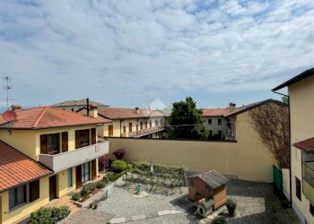 Three-room apartment Via Padova, Gessate - photo 12