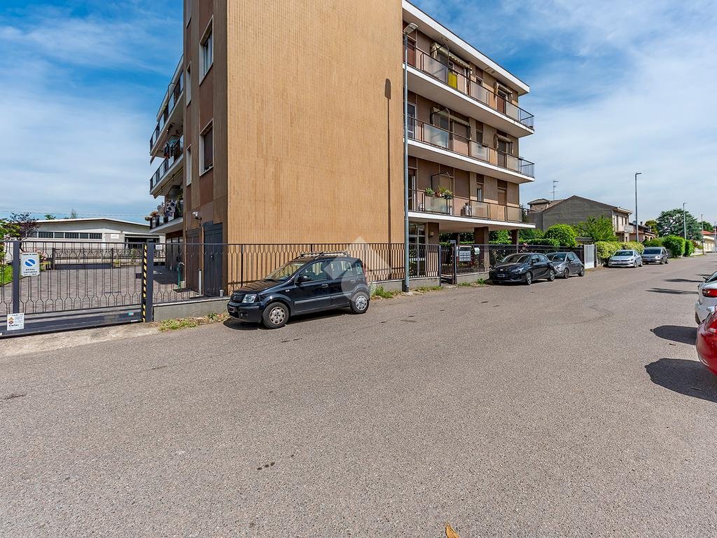 Trilocale Via della Pace, Lainate - foto 2
