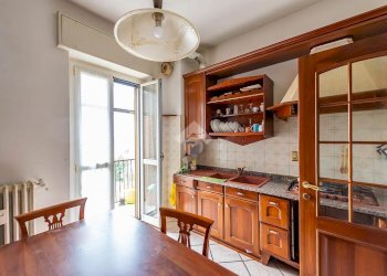 Three-room apartment Via della Pace, Lainate - photo 7