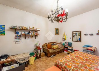 Three-room apartment Via della Pace, Lainate - photo 12