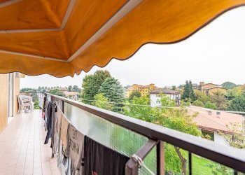 Three-room apartment Via della Pace, Lainate - photo 15