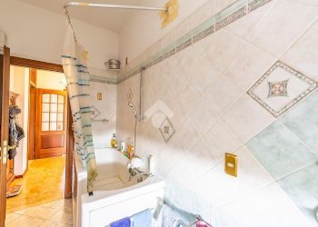 Three-room apartment Via della Pace, Lainate - photo 19