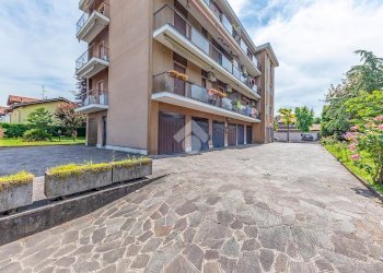 Three-room apartment Via della Pace, Lainate - photo 8