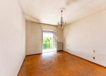 Three-room apartment Via della Pace, Lainate - photo 18
