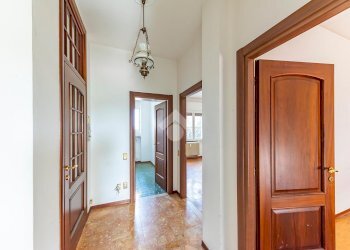 Three-room apartment Via della Pace, Lainate - photo 19