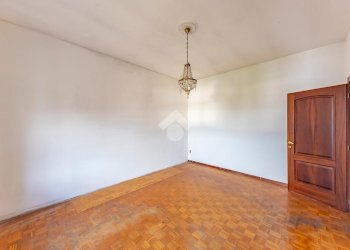 Three-room apartment Via della Pace, Lainate - photo 22