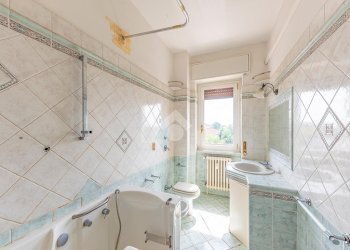 Three-room apartment Via della Pace, Lainate - photo 27