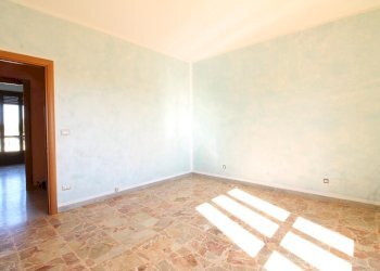 Four-room apartment Via Magellano, Santena - photo 16