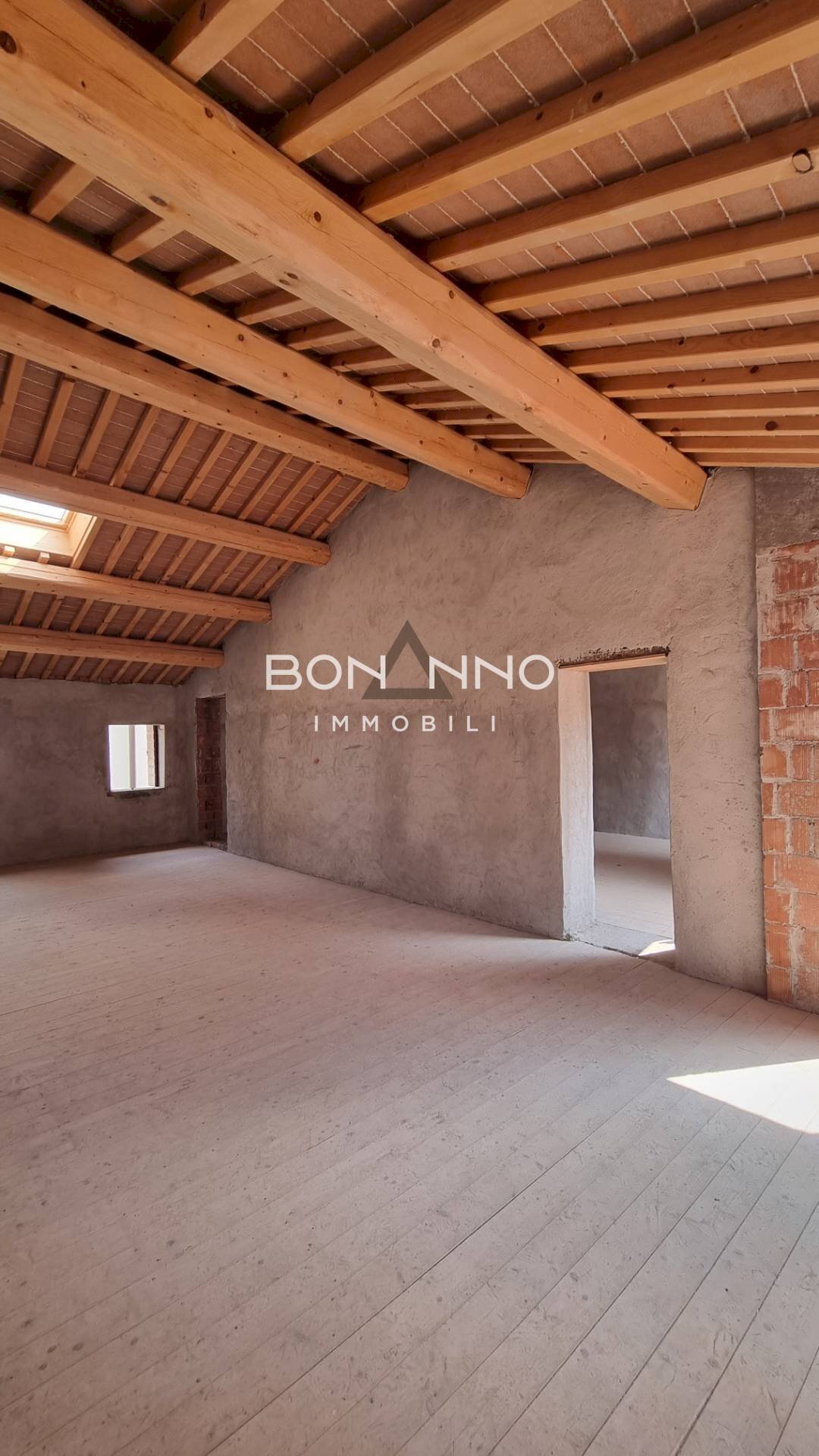 Foto 2 - Attico piazza liberta
 
0, Bassano del Grappa - foto 2