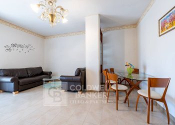 Foto 5 - Quadrilocale Via Arbosto
 
68, Castelnuovo Cilento - foto 5