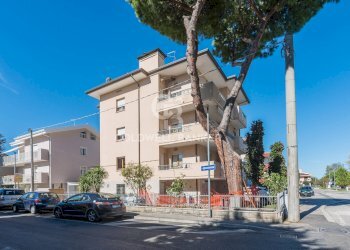 Foto 1 - Appartamento viale vado ligure
 
27, Riccione - foto 1