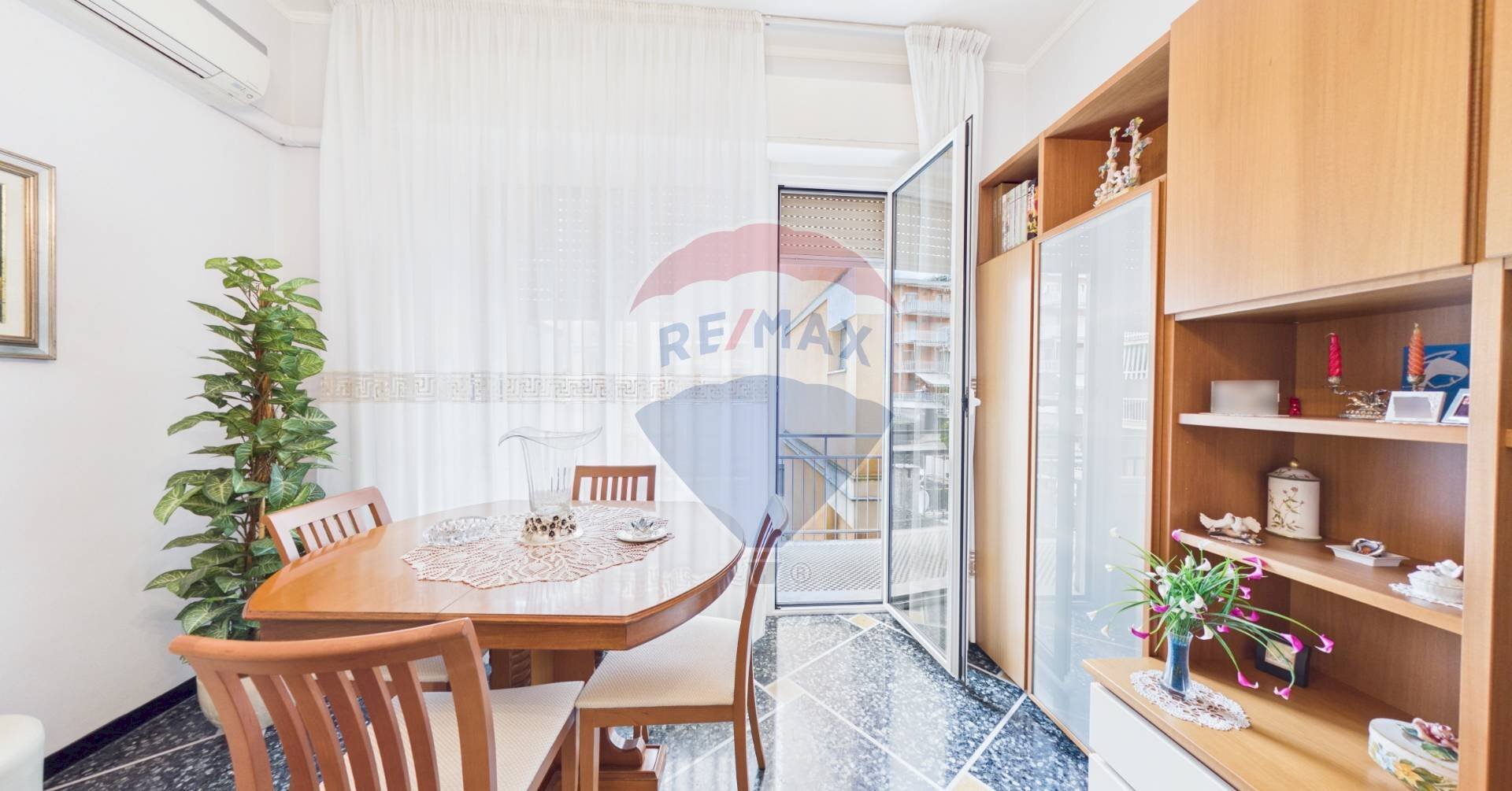 Sala da pranzo - Bilocale Via Mameli
 
198, Rapallo - foto 1