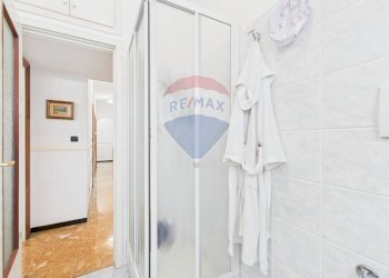 Bagno - Bilocale Via Mameli
 
198, Rapallo - foto 13