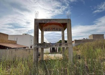 Struttura all\'interno del lotto di terreno - Terreno agricolo Tre Fontane
 
snc, Campobello di Mazara - foto 9