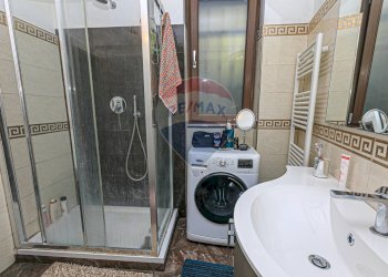 Bagno - Casa semi indipendente Via Adamello
 
14A, Bargagli - foto 9