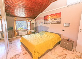 Camera / camera da letto - Casa semi indipendente Via Adamello
 
14A, Bargagli - foto 18