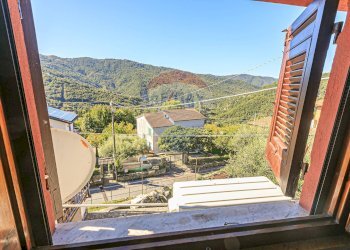 Vista delle montagne - Casa semi indipendente Via Adamello
 
14A, Bargagli - foto 21