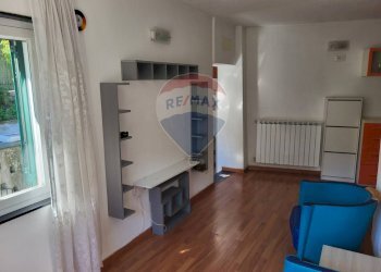 Soggiorno - Quadrilocale Via Bavari
 
21, Genova - foto 7