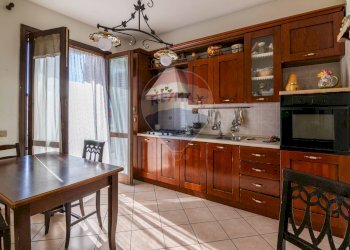 Cucina - Quadrilocale via laudani
 
146, Pedara - foto 7