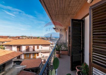 Balcone - Quadrilocale via laudani
 
146, Pedara - foto 28