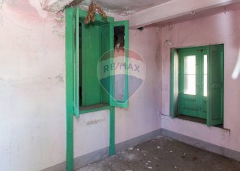 Stanza vuota - Casa indipendente Via Vespri
 
32, Riposto - foto 15