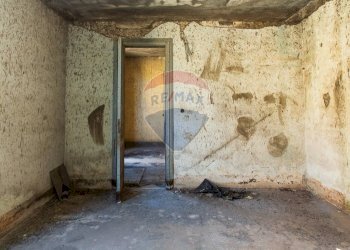 Stanza vuota - Casa indipendente Via Vespri
 
32, Riposto - foto 27