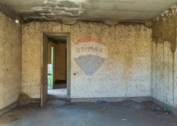 Stanza vuota - Casa indipendente Via Vespri
 
32, Riposto - foto 37