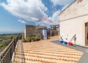 Terrazza - Appartamento via III retta ponente
 
101, Belpasso - foto 2