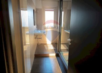 Bagno - Quadrilocale VIA GIROLAMO CAROPRESO
 
21, Caltagirone - foto 16