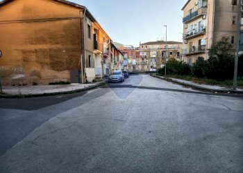 Edificio all\'aperto - Quadrilocale VIA GIROLAMO CAROPRESO
 
21, Caltagirone - foto 19