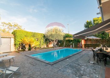 Piscina - Villa Via Bari
 
10, San Giovanni la Punta - foto 41