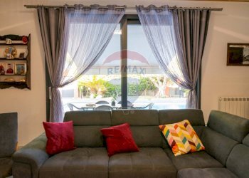 Soggiorno - Villa Via Bari
 
10, San Giovanni la Punta - foto 16