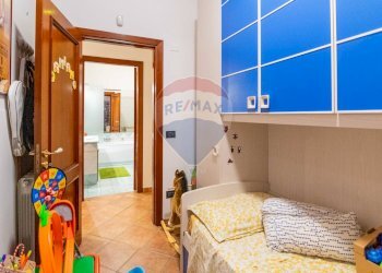 Camera / camera da letto - Villa Via Bari
 
10, San Giovanni la Punta - foto 26