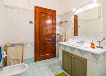 Bagno - Villa Via Bari
 
10, San Giovanni la Punta - foto 28