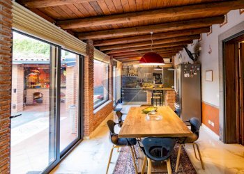 Sala da pranzo - Villa Via Bari
 
10, San Giovanni la Punta - foto 30