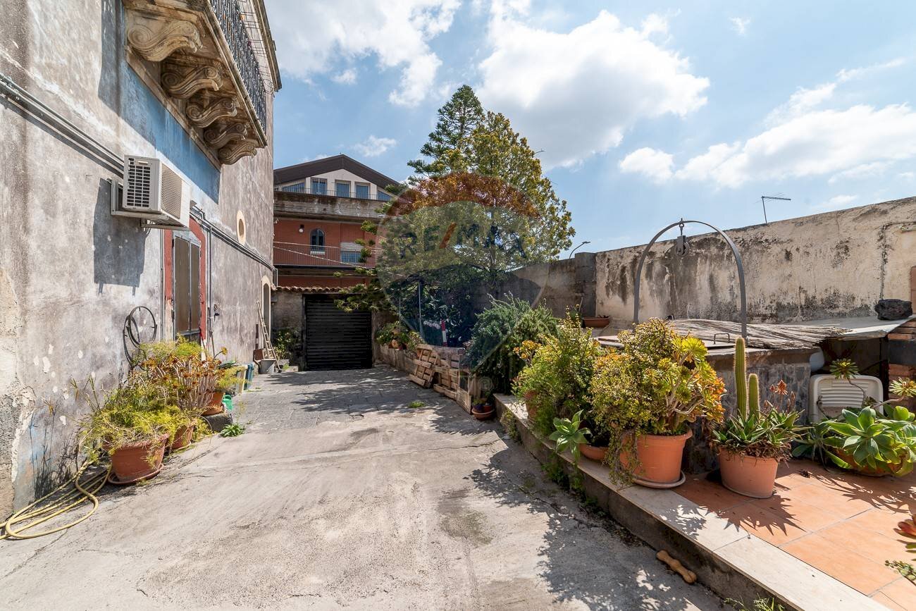 Terrazza - One-room apartment via III retta ponente
 
101, Belpasso - photo 1