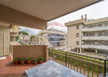 Balcone - Trilocale Strada degli Orti
 
96, Tivoli - foto 1