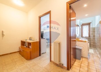 Hall / corridoio - Trilocale Strada degli Orti
 
96, Tivoli - foto 3