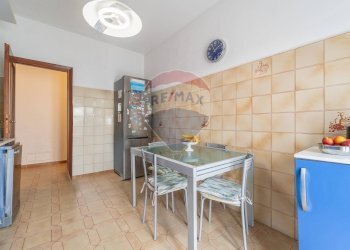 Sala da pranzo - Trilocale Strada degli Orti
 
96, Tivoli - foto 7