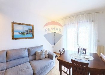 Sala da pranzo - Trilocale Strada degli Orti
 
96, Tivoli - foto 13