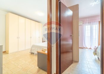 Hall / corridoio - Trilocale Strada degli Orti
 
96, Tivoli - foto 17