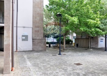 Edificio all\'aperto - Locale Commerciale Signa - foto 4