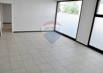 Stanza vuota - Locale Commerciale Signa - foto 17