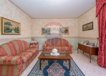 Soggiorno - Appartamento Via delle mandre
 
32, Acireale - foto 6