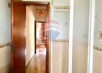 Hall / corridoio - Casa semi indipendente via ercole patti
 
18, Trecastagni - foto 6