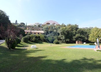 Giardino - Trilocale via Levrini
 
23, Padenghe sul Garda - foto 21